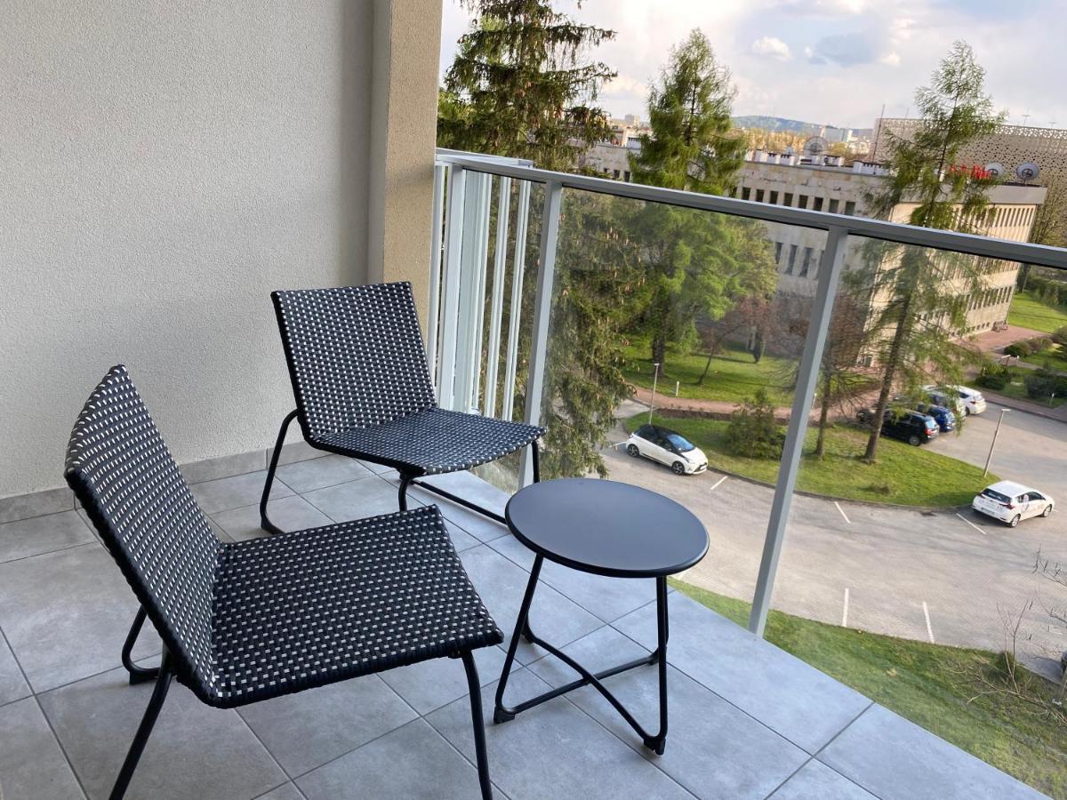 The Urban Jungle - Apartment Garaz Podziemny Kielce Ngoại thất bức ảnh